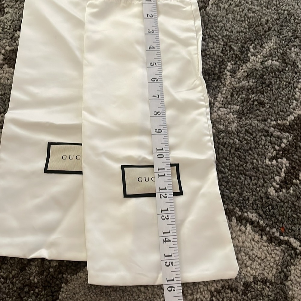 Gucci Dust Bags - Picture 2 of 3